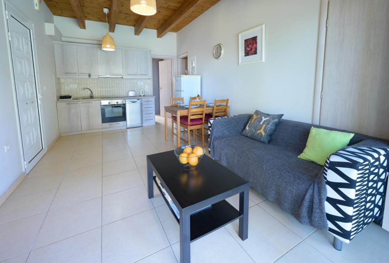 Pangolas Apartments Paxos Longós Dış mekan fotoğraf