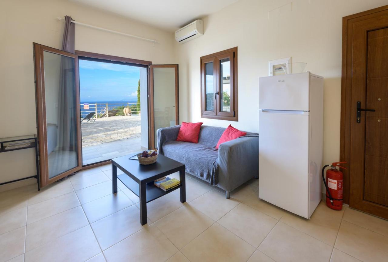Pangolas Apartments Paxos Longós Dış mekan fotoğraf
