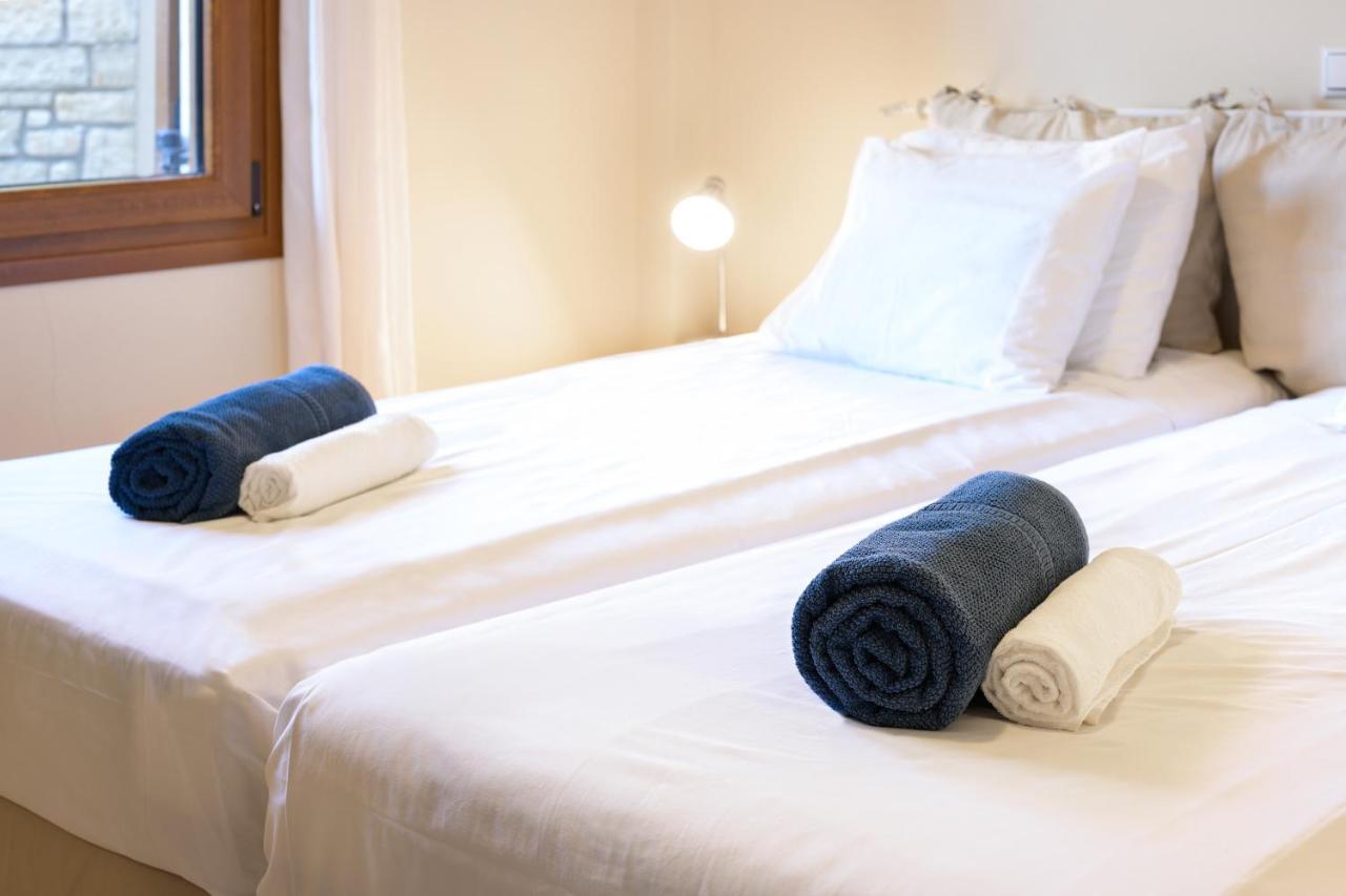 Pangolas Apartments Paxos Longós Dış mekan fotoğraf