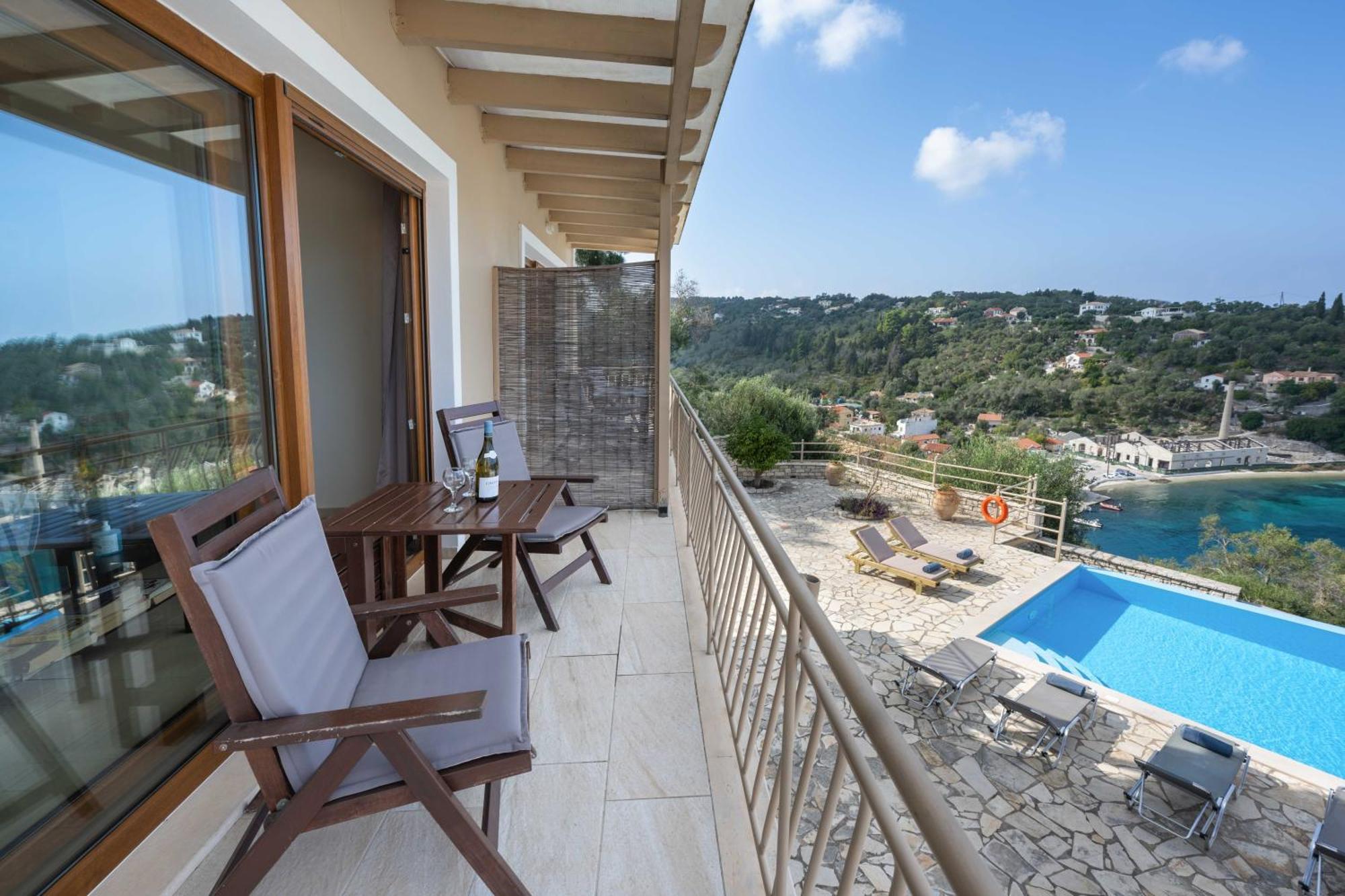 Pangolas Apartments Paxos Longós Dış mekan fotoğraf
