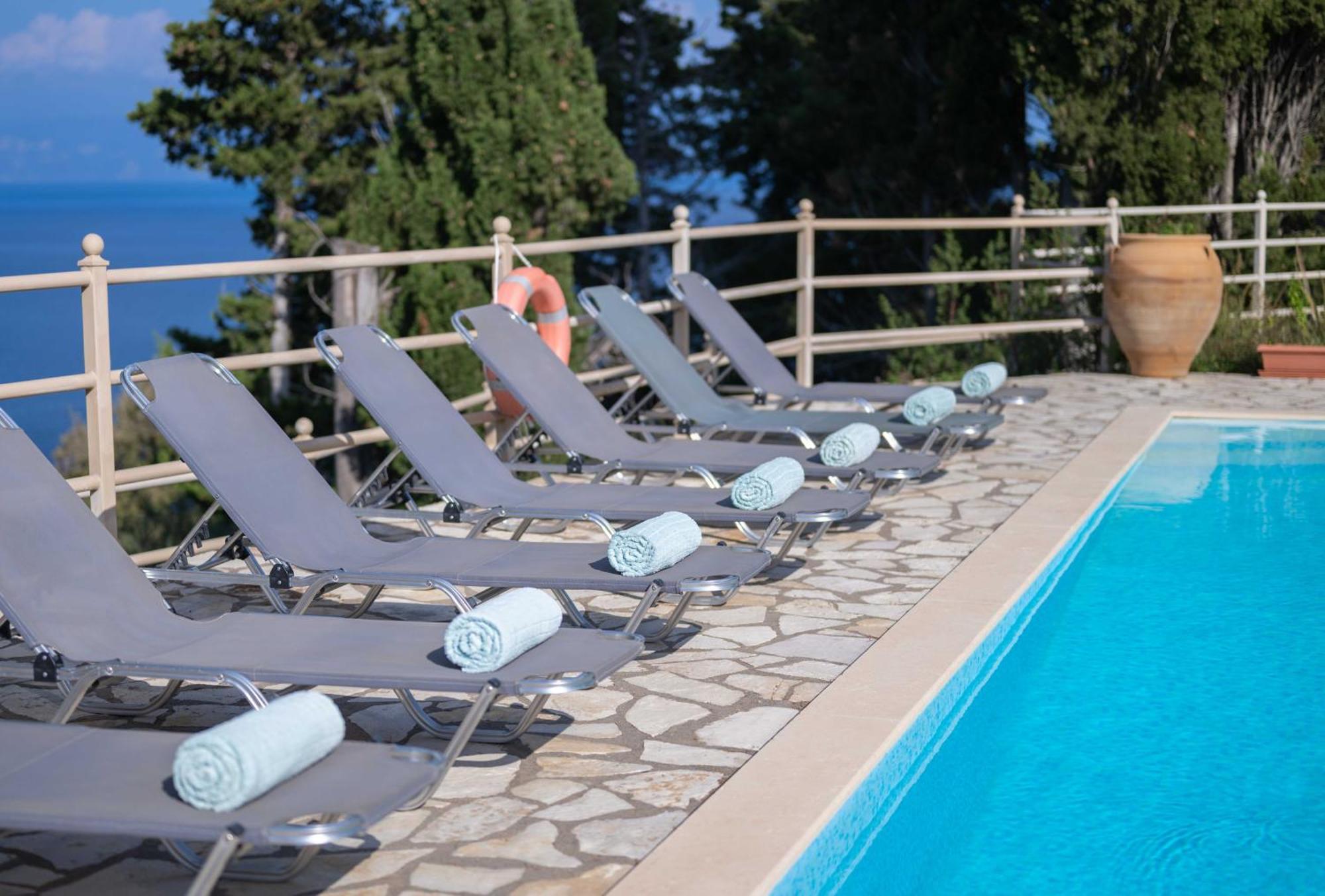 Pangolas Apartments Paxos Longós Dış mekan fotoğraf