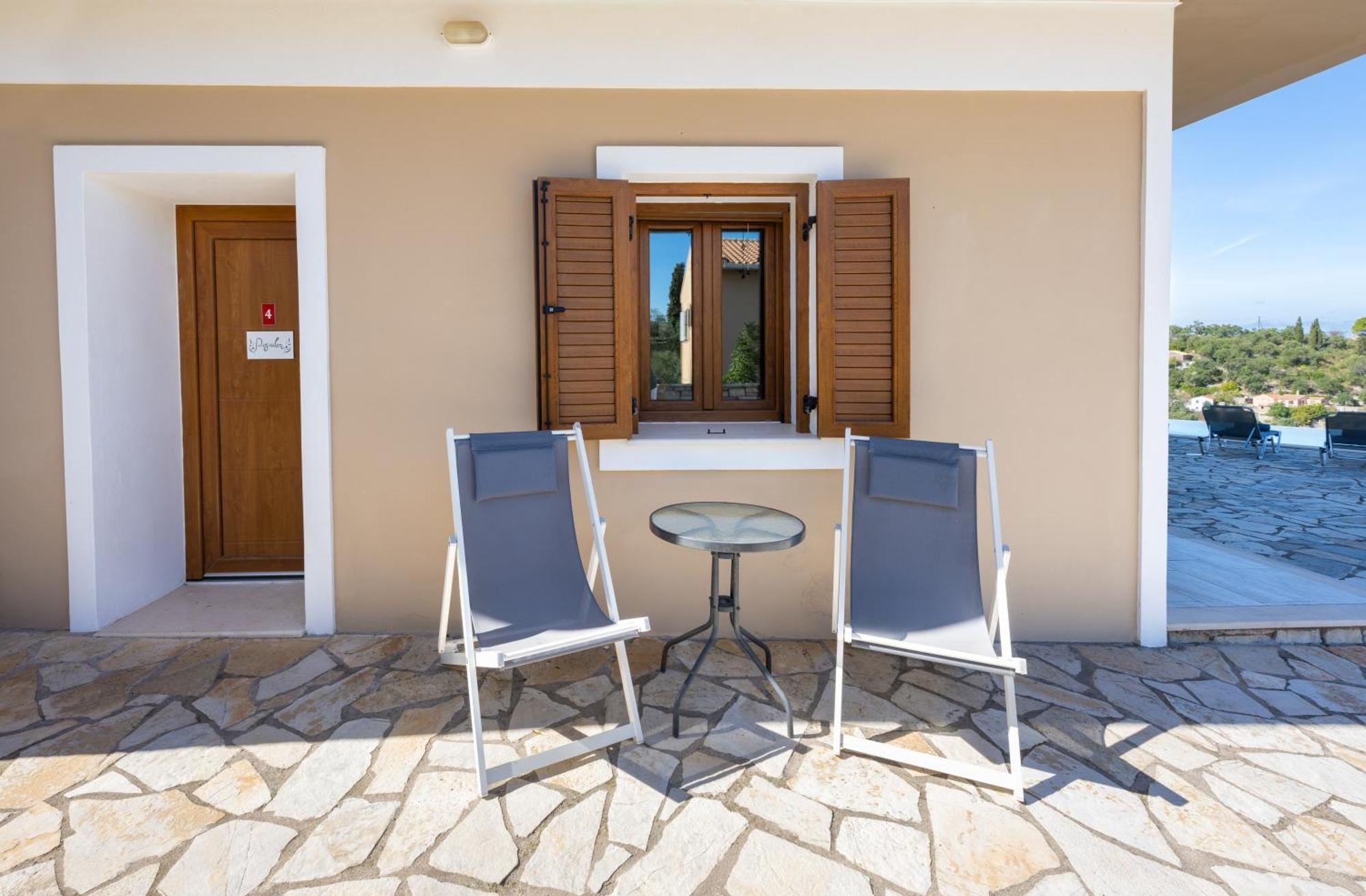 Pangolas Apartments Paxos Longós Dış mekan fotoğraf