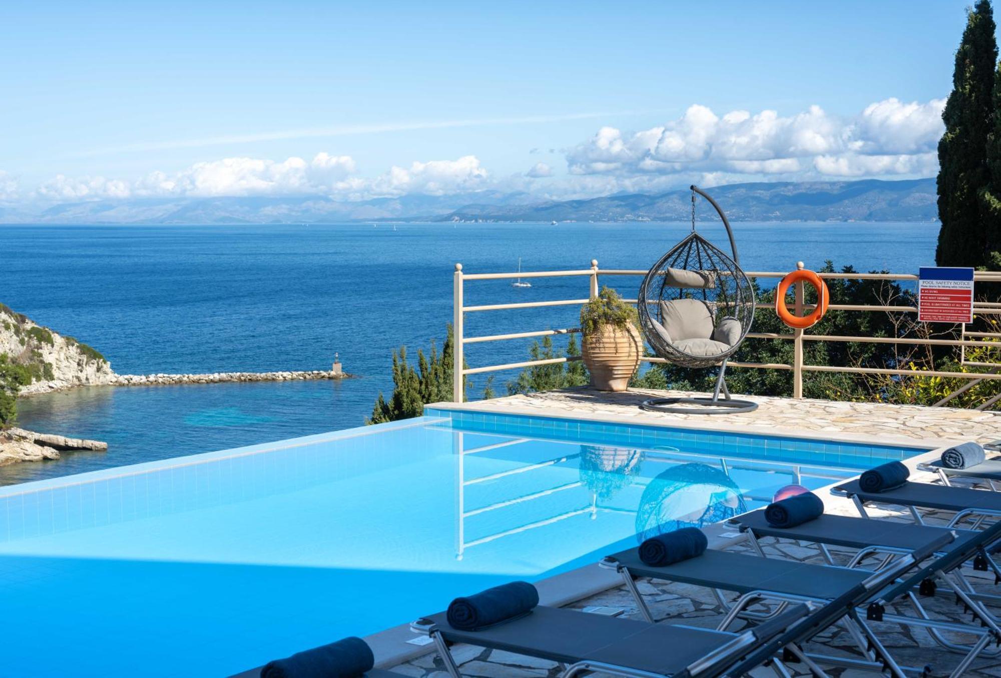 Pangolas Apartments Paxos Longós Dış mekan fotoğraf